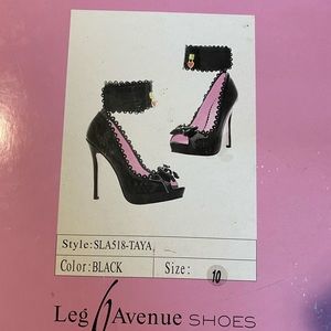 Leg avenue shoes